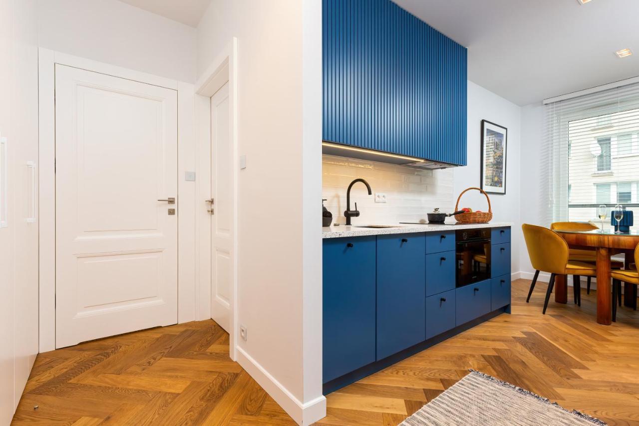 Sienna 65 Premium Apartment With Parking In Warsaw By Renters Prestige Екстериор снимка