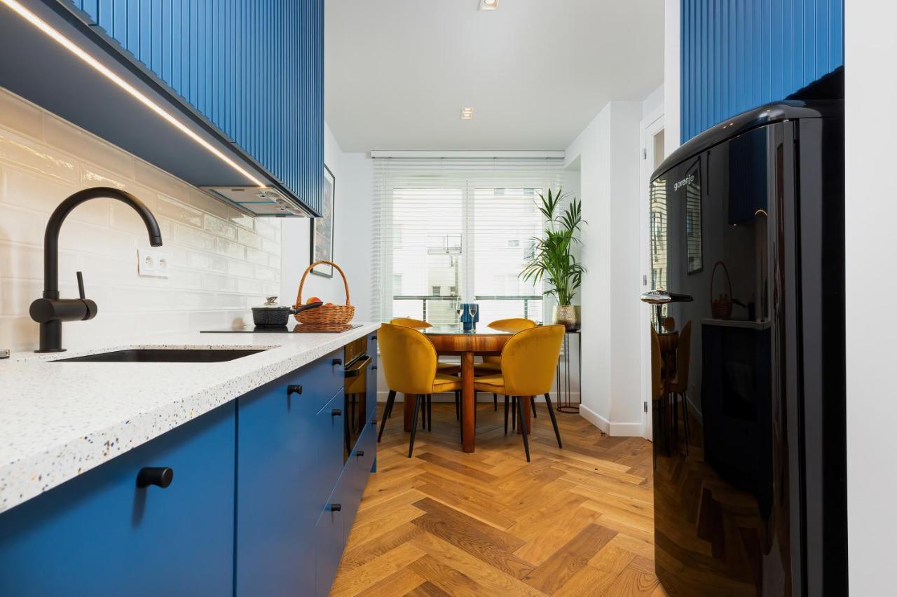 Sienna 65 Premium Apartment With Parking In Warsaw By Renters Prestige Екстериор снимка